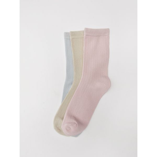 مجموعة مكونة من 3 جوارب نسائية سادة
