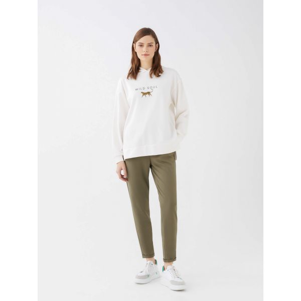 بنطال نسائي بقصة رسمية وخصر مطاطي